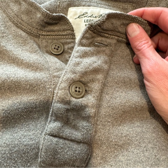 XL men’s long sleeve shirt - Picture 4 of 6